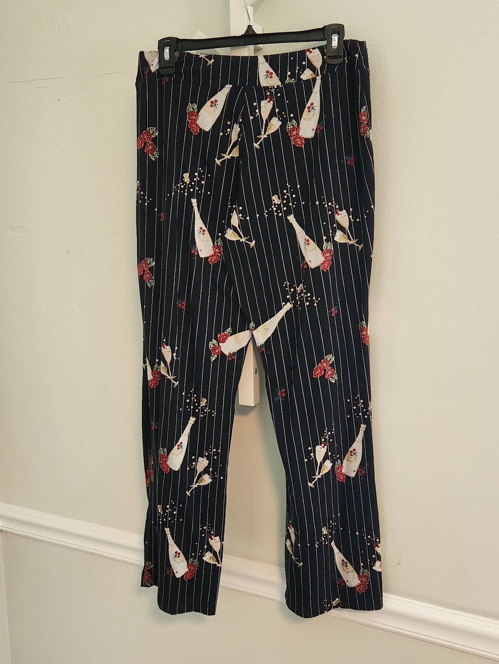 Soma Lounge Pants Medium Navy Pinstripe Champagne Print Cotton Modal Like New! - Picture 4 of 10